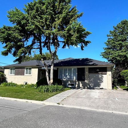 Brand New Lower Home With Exclusive Bathroom Toronto Esterno foto